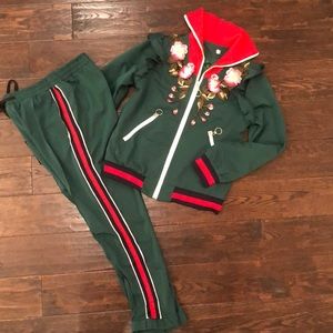 Women’s dressy jogger